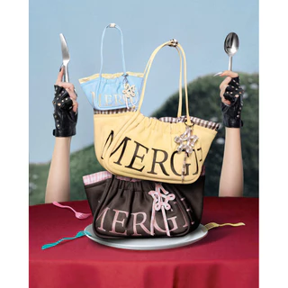 MERGE A DAY BAG Limited edition(ของแท้มีหลักฐานการสั่งซื้อ)