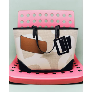 Rally x Boyy Buckle Up! Tote(ของแท้มีหลักฐานการสั่งซื้อ