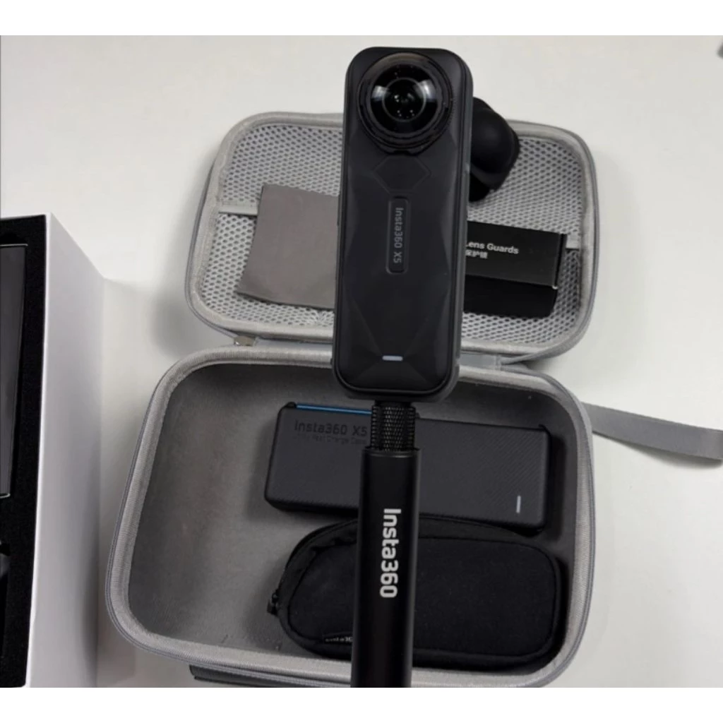 Insta360 X5 8K 360 Action Camera thumbnail 3