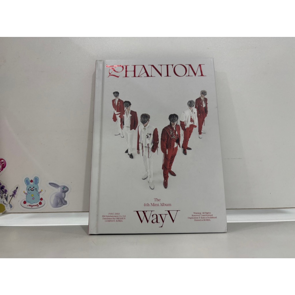 1 CD MUSIC  ซีดีเพลงเกาหลี    WayV - [Phantom] Opera Version   (Z2C95)