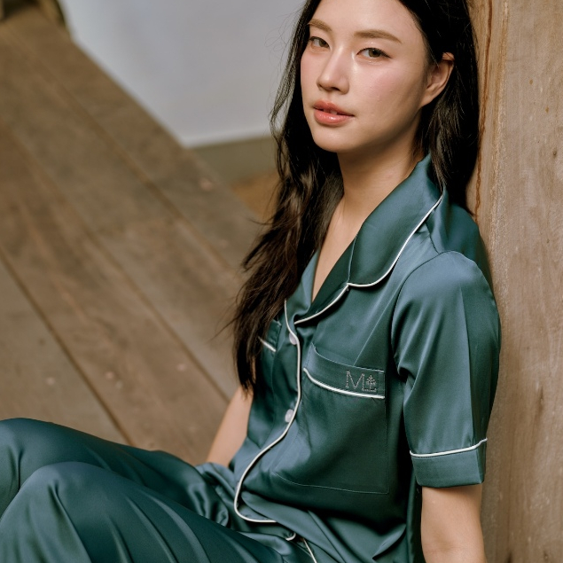 MUSLIN Timeless - Garden Silk Satin Pajamas [Basic collection]