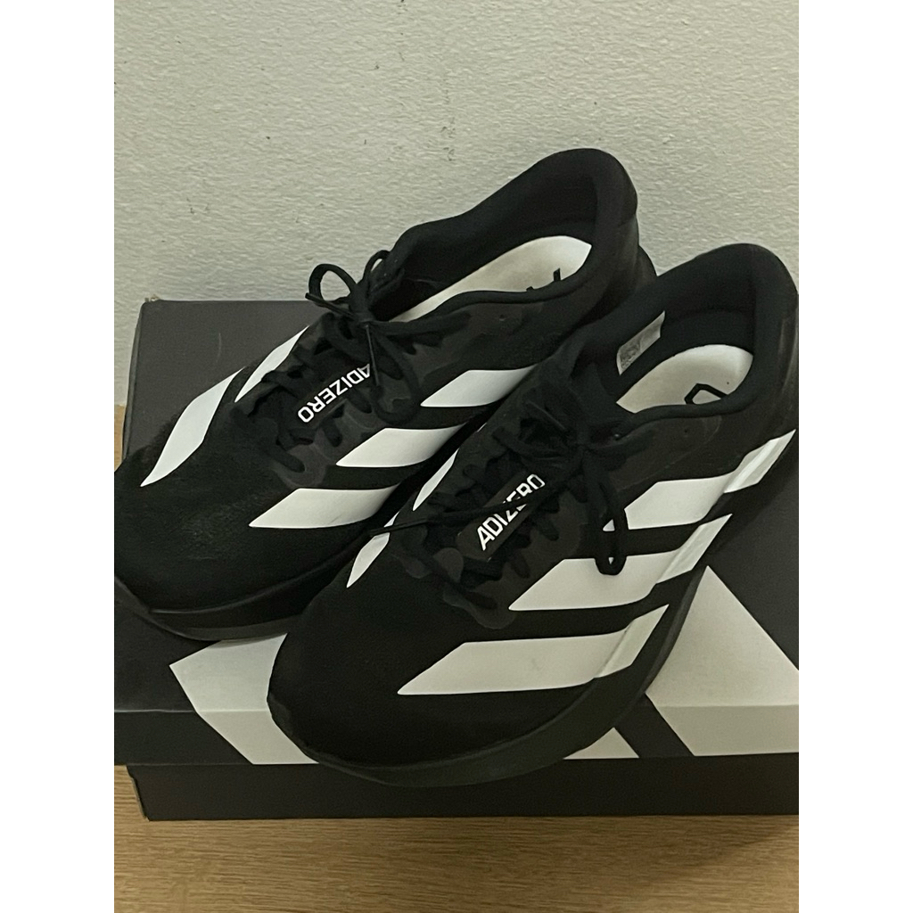 รองเท้าวิ่ง Adidas Adizero