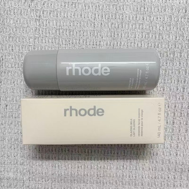 Rhode Glazing Milk 140ml น้ำนมบำรุงผิว เติมความชุ่มชื้น ฟื้นฟู Skin Barrier ผิวฉ่ำโกลว์ ผิวเนียนนุ่ม