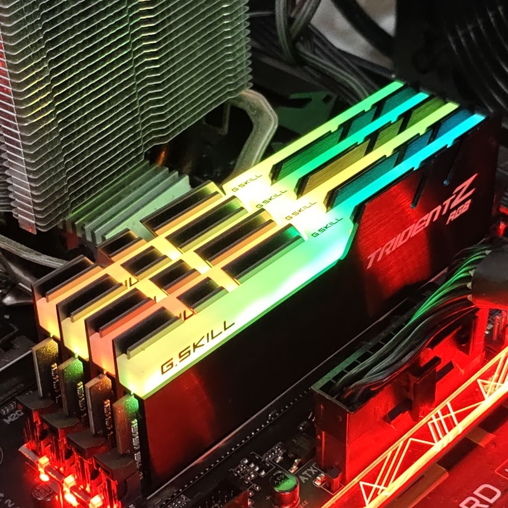 RAM G.SKILL Trident Z RGB DDR4 16GB (8GBx2)3000MHz CL16