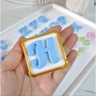 (พร้อมส่ง) แม่พิมพ์ซิลิโคน พิมพ์วุ้น แผ่นซิลิโคน แผ่นอักษรภาษาอังกฤษใหญ่ (แผ่นใส)