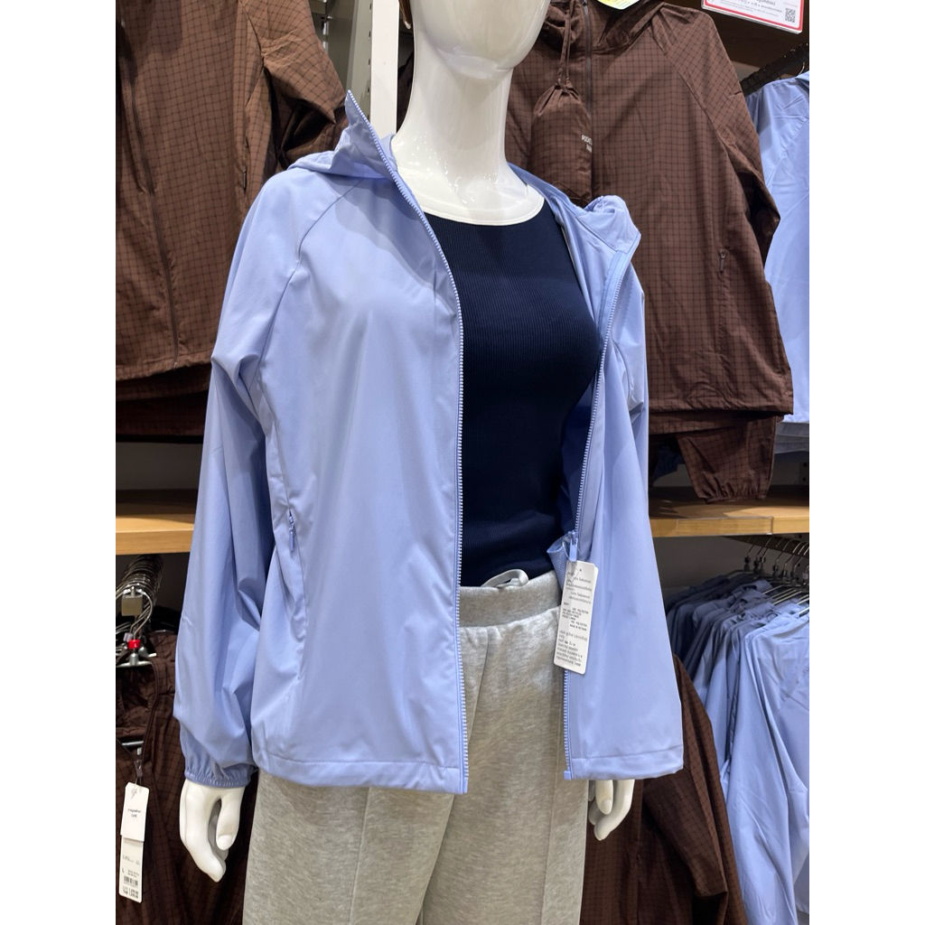 เสื้อแขนยาวกันยูวี ภายใน1วิเสื้อฮู้ตพาร์ก้า เสื้อเดินป่า ผ้าบางเบา ส่งฟรีรับหิ้วของแท้จากช็อปUniqlo ได้ถุงช้อปฟรี