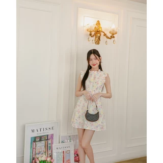 New Color LABELLE รุ่น Peachy Dress เดรสสั้น ชมพูพาสเทล ผ้าพิมพ์ลายปัก