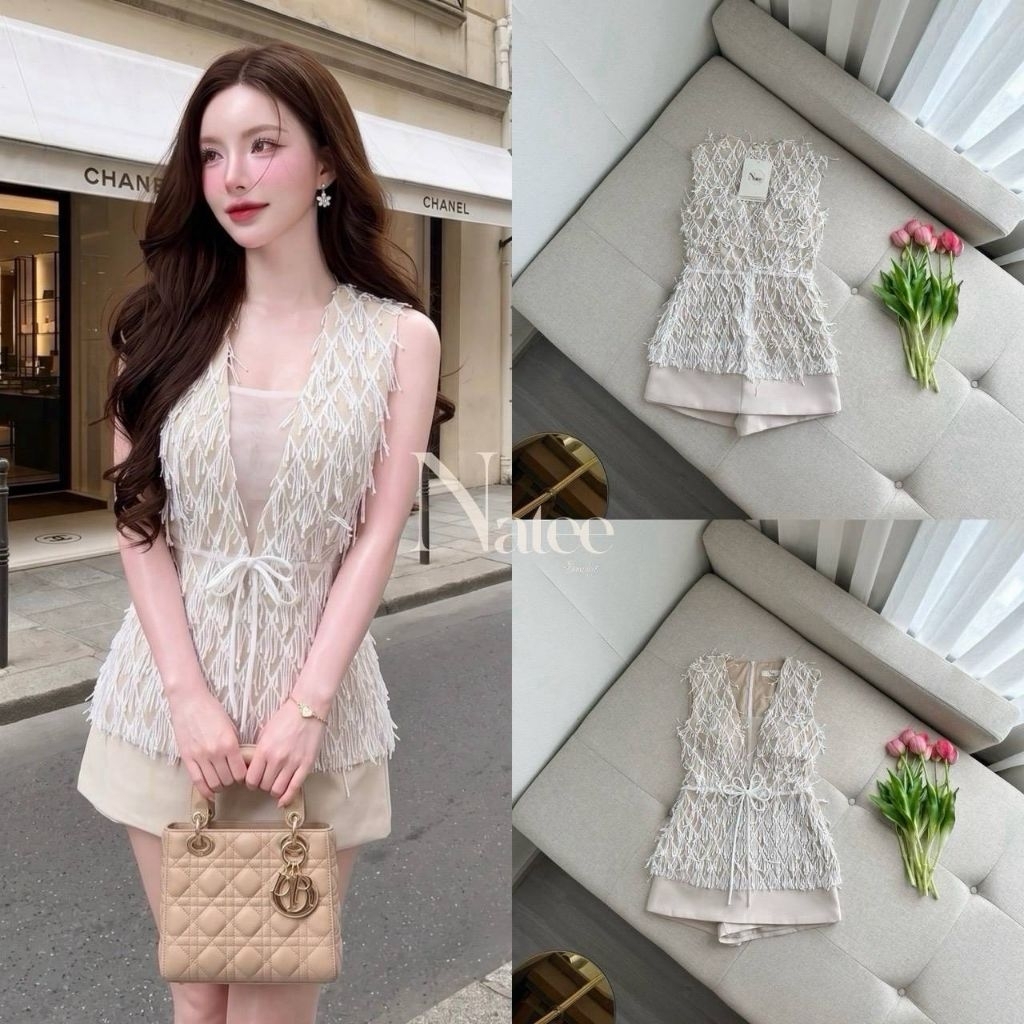 Natee SET (2) เสื้อกั๊กแขนกุด คอ V ลึก ดีไซน์งานถักลายข้าวหลามตัด ตัดเส้นสายสีครีมอย่างมีมิติ