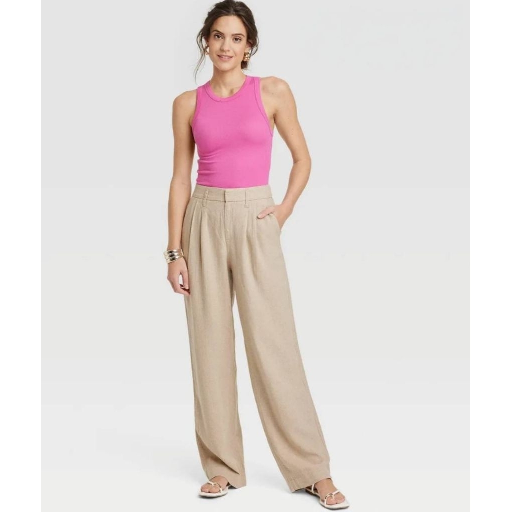 A New Day High-Rise Linen Straight Pants กางเกงขายาวผ้าลินินผสม ยืดนิดๆ ทรงตรงเอวสูง ซิปหน้า เอวยางยืดด้านหลัง สีแทน