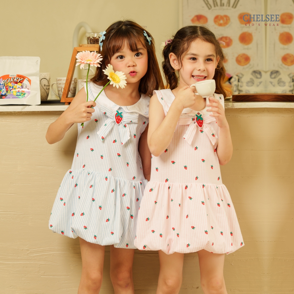 Chelsee ชุดเดรสกระโปรงบอลลูน แขนกุด ลายสตรอว์เบอร์รี่ ผ้า 100%Cotton เด็กผู้หญิง อายุ 1.5-10ปี เสื้อผ้าเด็กโต รุ่น238286