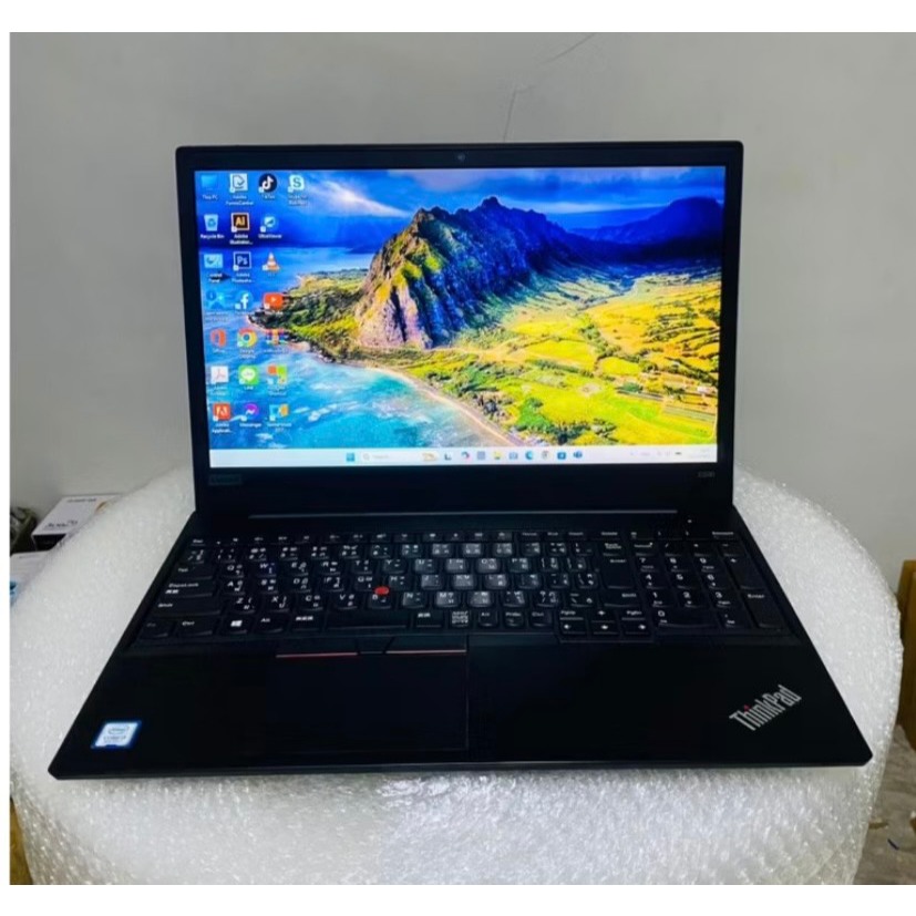 โน๊ตบุ๊คมือสอง Notebook Lenovo ThinkPad E590 i3gen8(RAM:8GB/SSD:128GB)ขนาด15.6" คีย์บอร์ดตัวเลขแยก