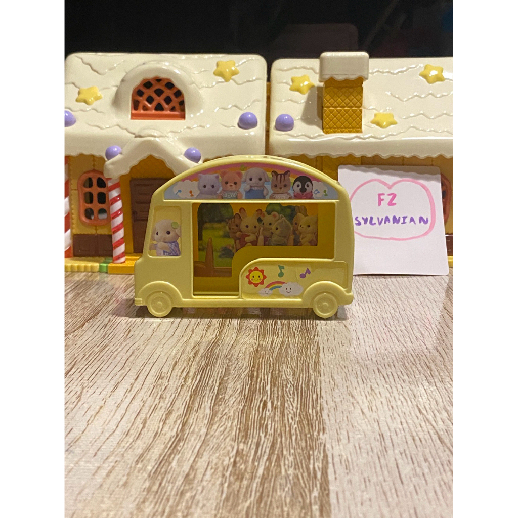 รถบัส Baby Sylvanian Families มือสอง
