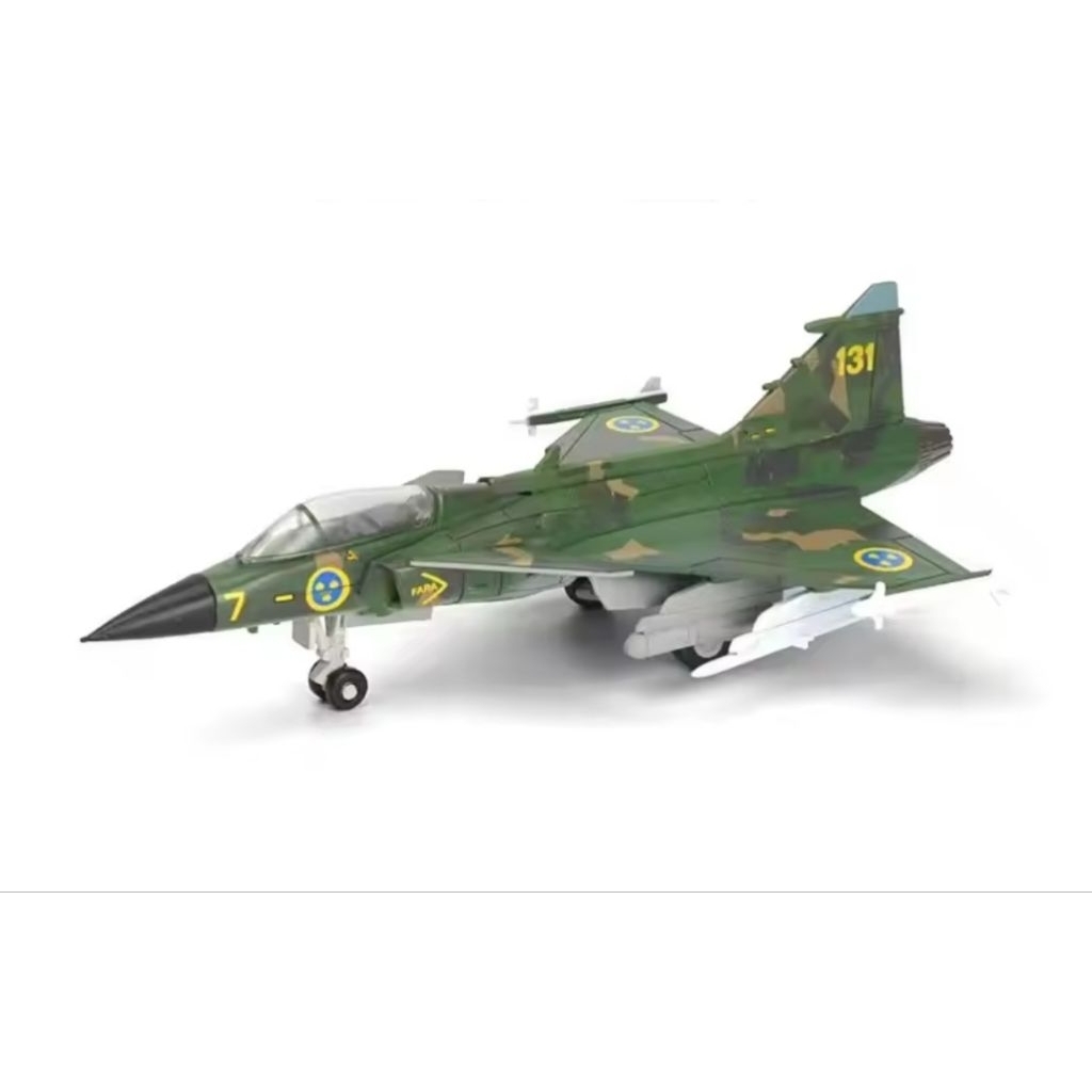 โมเดลเครื่องบินรบ Saab JAS 39 Gripen (ลายพรางกองทัพอากาศสวีเดน)สเกล1/72 สินค้ามีฐานตั้ง พร้อมจัดส่งท