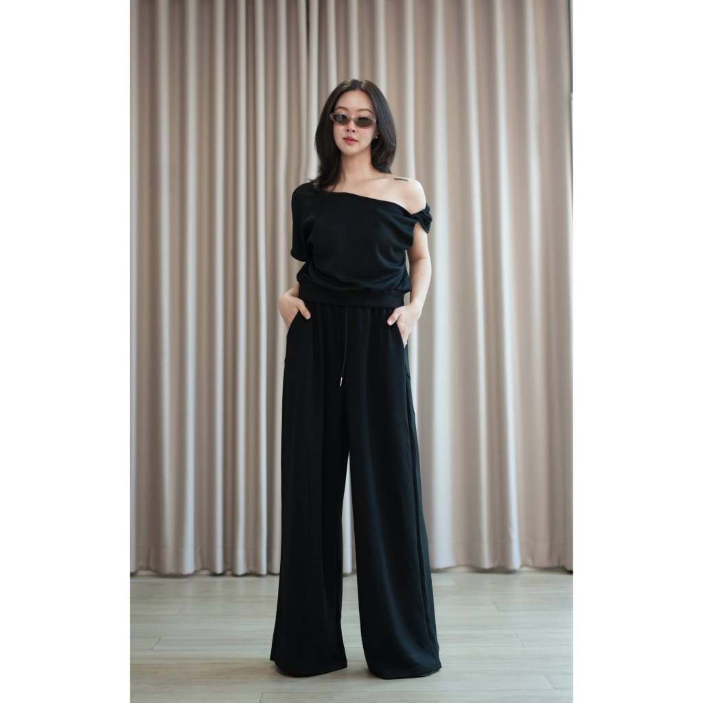 Nattha set ชุดนี้เป็นเซ็ตเสื้อ Waffle Knit ดีไซน์