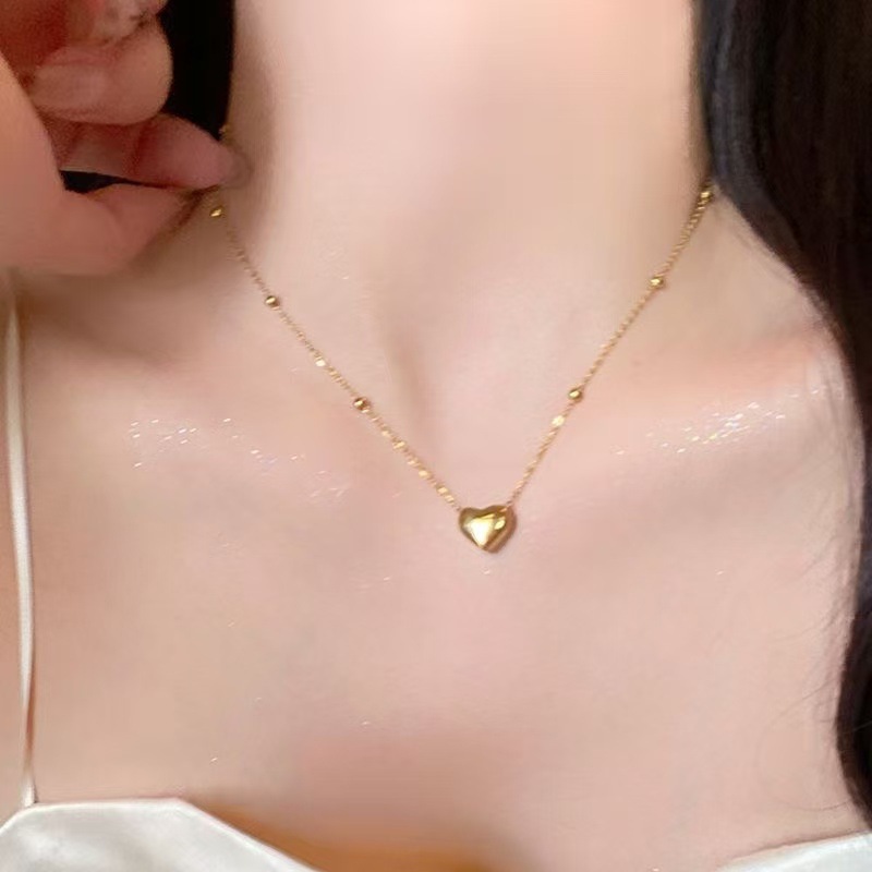 LC+สร้อยคอผู้หญิง จี้รูปหัวใจ สแตนเลสไทเทเนียม ชุบทอง 18K สไตล์มินิมอล หรูหรา กันน้ำ ไม่ซีดจาง ปรับความยาวได้