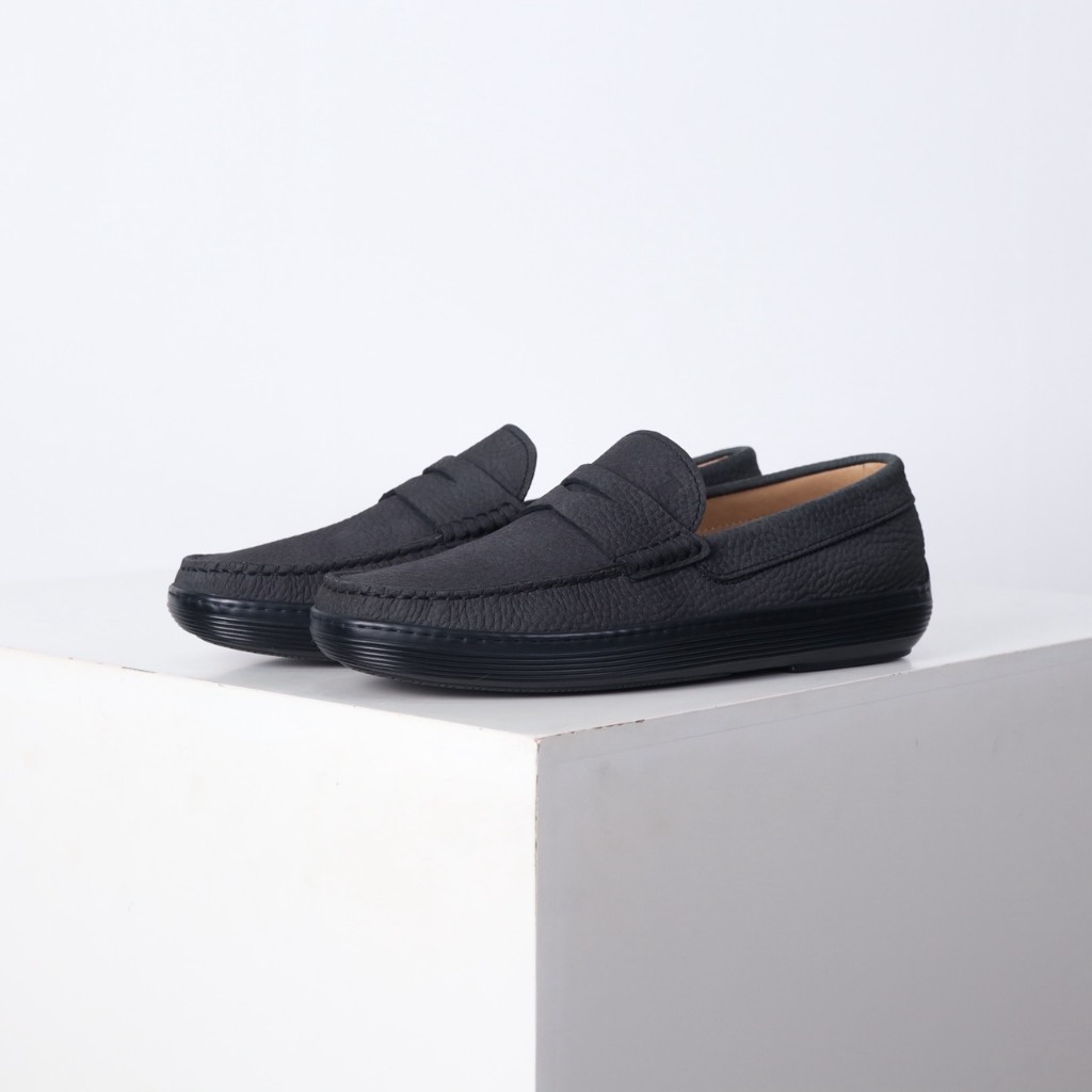 รองเท้า Tod's ของแท้ 100% สภาพใหม่ Premium [TOD’S 5.5A UK / 39.5 EU / 25 CM] | MOPOKO