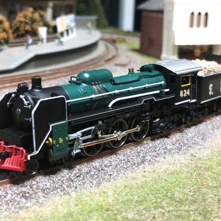โมเดลรถไฟไทย โมเดลรถไฟ รฟท หัวรถจักรไอน้ำ แปซิฟิค4-6-2 Pacific 824 850 N Scale * ทำสีใหม่จากมือสอง *