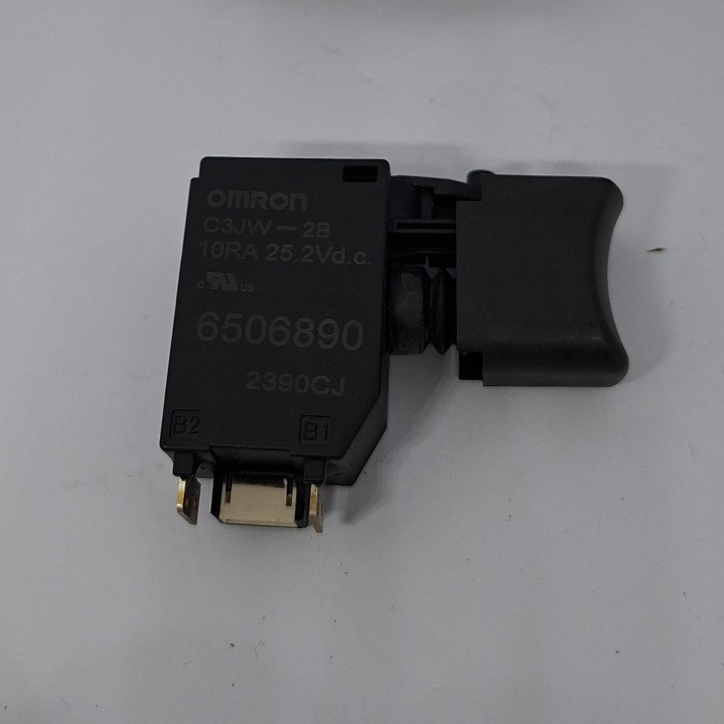 Makita อะไหล่สวิทซ์ สว่านไร้สาย 18 โวลล์ ใช้กับรุ่น DHP459 DDF459 DHP483 DDF483 DTD129 (650689-0) อะ