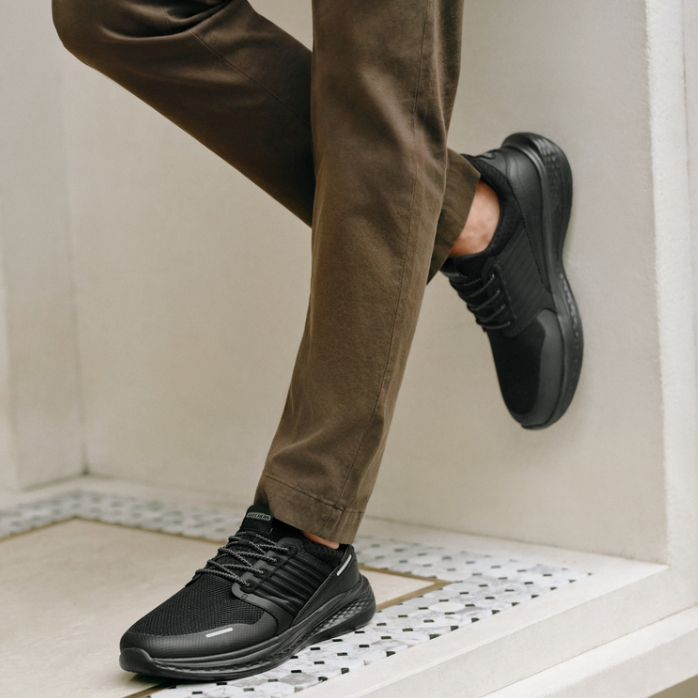 Skechers สเก็ตเชอร์ส รองเท้าผู้ชาย Men USA Street Wear Slade Shoes - 211389-BBK (latest) — صورة 4