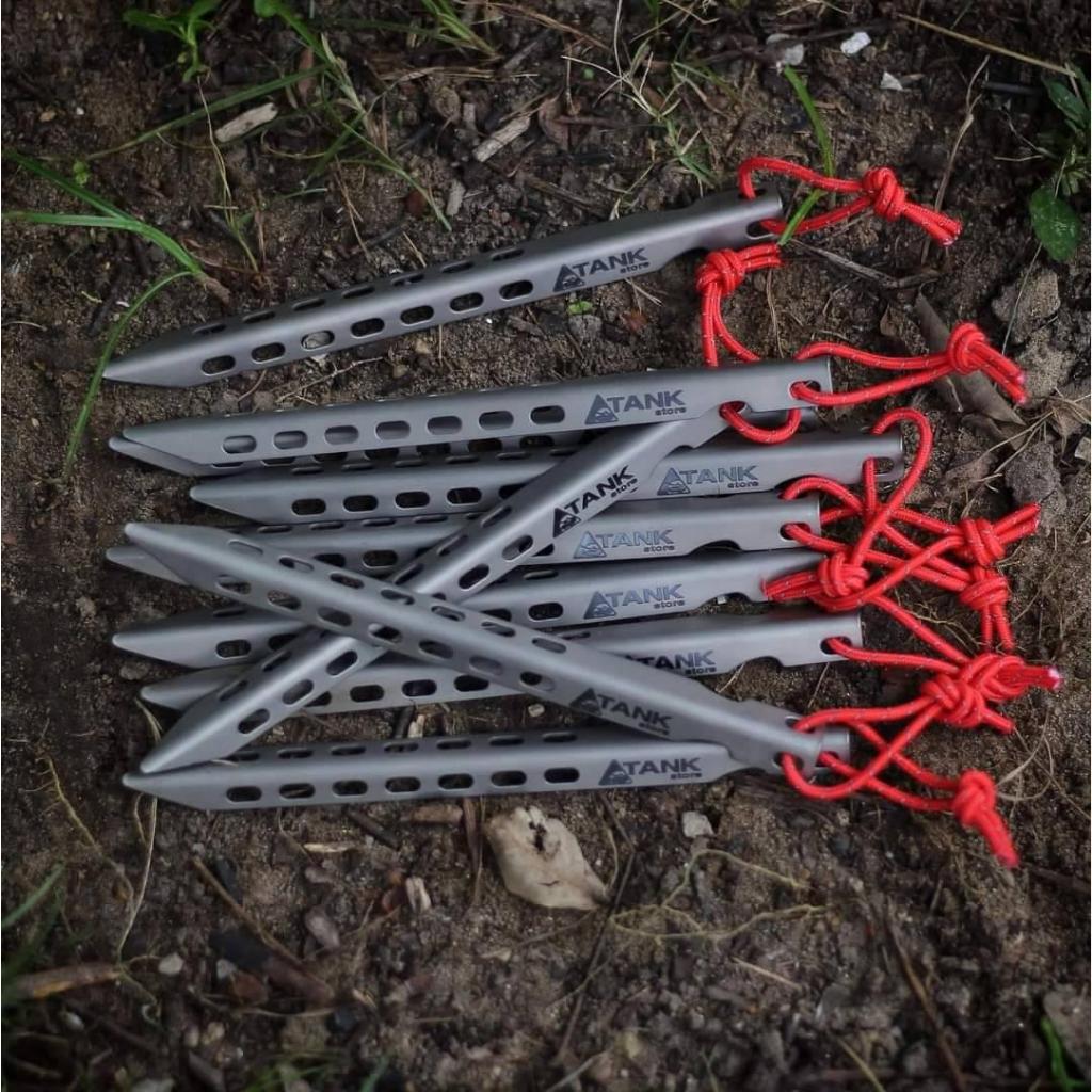 สมอบก TankStore Titanium Tent Stake ชุด 10 ชิ้น วัสดุไทเทเนี่ยม เบา พกสะดวก สำหรับตรึงเชือกเต็นท์