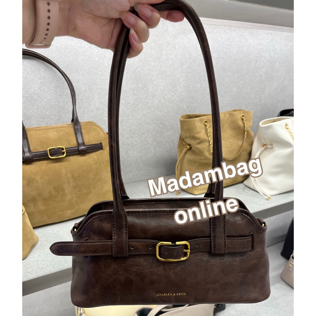 CHARLES & KEITH Victoria Shoulder Bag กระเป๋าสะพายไหล่ หนังกลับ แท้จากช็อป