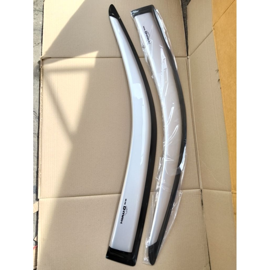 กันสาดประตูรถยนต์ D max 2002-2011 สีบอร์นมีทั้งคู่หน้าและช่องแค็บขายแยกขายคู่ครับ ( DV-ID-03-11/GR )