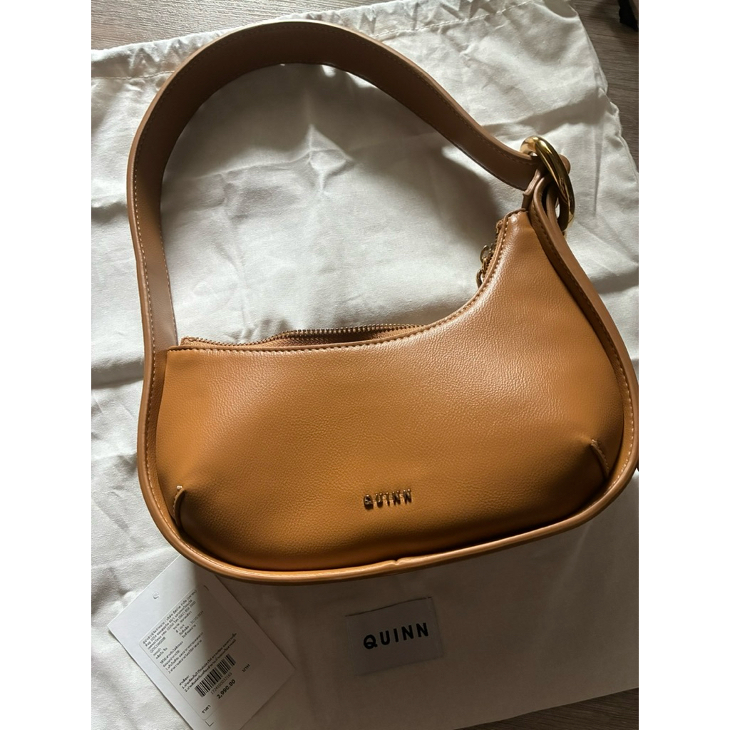 กระเป๋าหนังแบรนด์QUINN