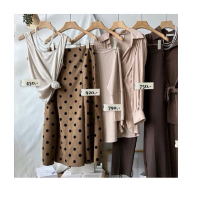 Simple.Par 🤎brown pokka dot ทรงหางปลาเบาๆ ผ้าลูกฟูก มีซับใน New‼️