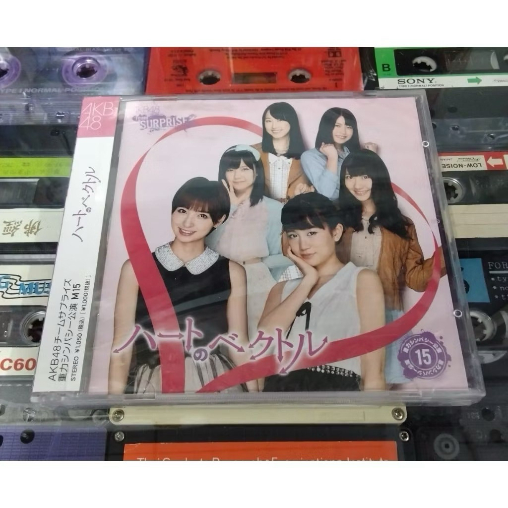 แผ่นเพลง(ซีดี&ดีวีดี)มือสอง akb48 : team surprise สภาพใหม่ยังไม่แกะซีล สินค้าจากตู้ญี่ปุ่น