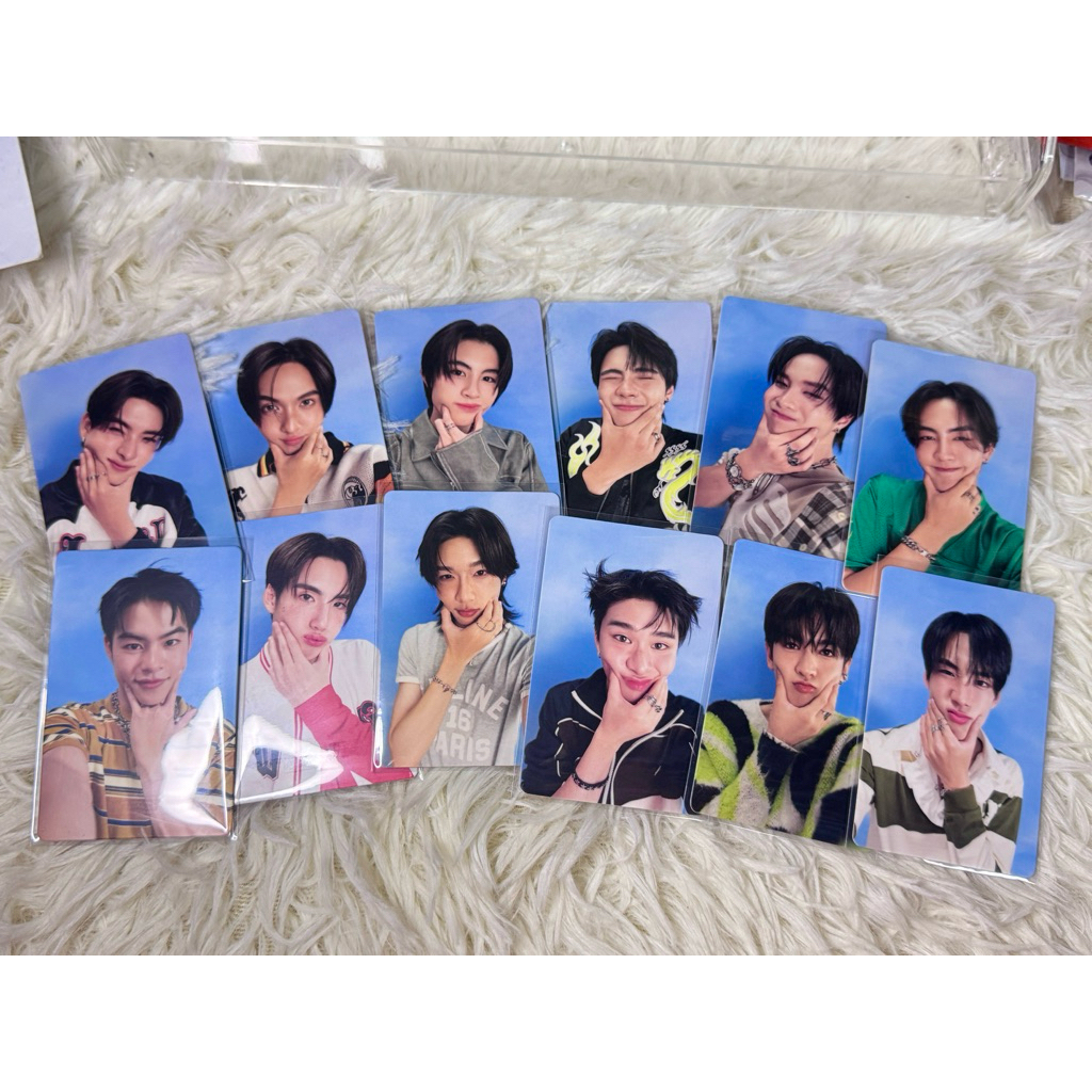 การ์ด BUS THE FIRST ALBUM WARM RAY SHINE , STAR LIGHT VERSION ของแท้จากค่าย