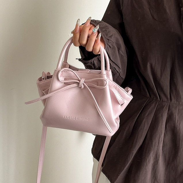 SARNEED Lis Bag กระเป๋าถือ (ลิซ) กระเป๋าสะพายข้าง หนัง PU  มีโบว์ น่ารัก ดีไซน์เก๋ น้ำหนักเบา หรูหรา มีให้เลือก 6 สี - รูปที่ 3