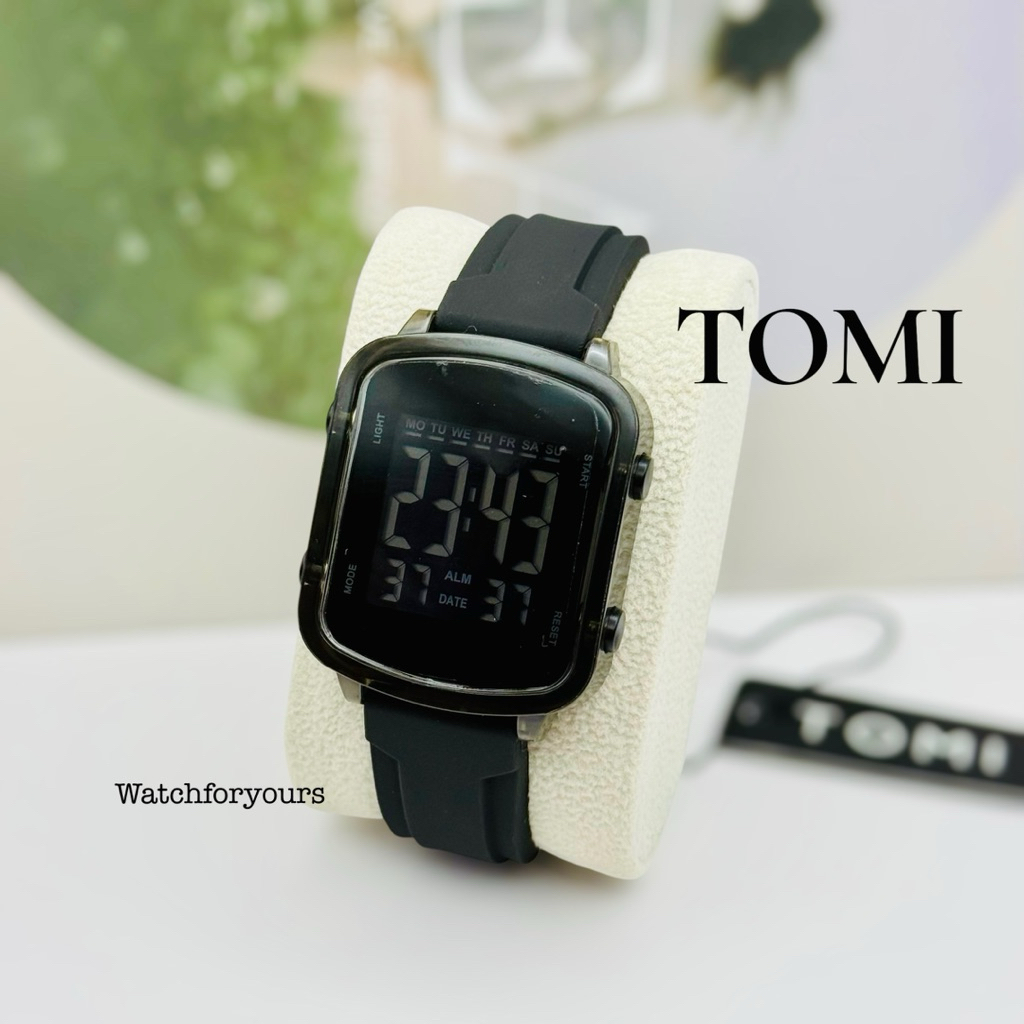 TOMI – โทมิ นาฬิกาข้อมือ ไฟ LED เต็มจอ หน้าปัดสี่หลี่ยม สายซิลิโคนเรซิ่น กันน้ำ 100% มีหลายสี