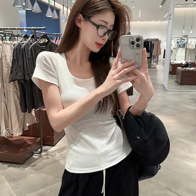 mm_home8 เสื้อยืด สีพื้น แขนสั้น พรางพุงเข้ารูป เหมาะกับสาวๆสายชิลสายชิค แฟชั่นใหม่ยอดฮิต รุ่นB138