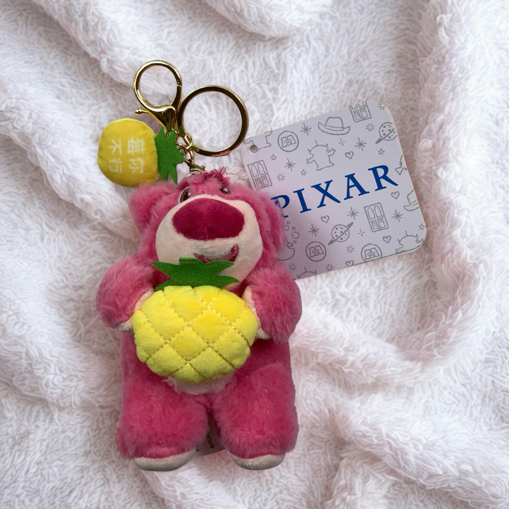 พวงกุญแจ Lotso Disney Keychain (pineapple)