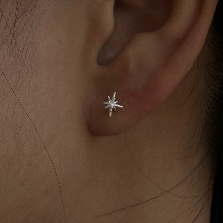 substore.th/tiny uni/ต่างหูเงินเเท้