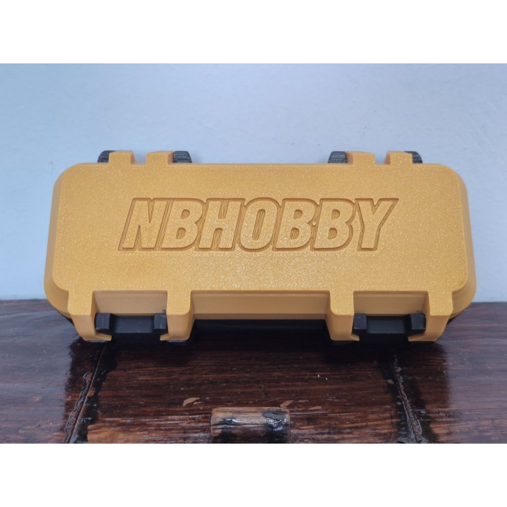 [สินค้าพร้อมส่ง] กล่อง 3 On 3 Beyblade X สีเหลือง-ดำ [NB Hobby] มือ 1