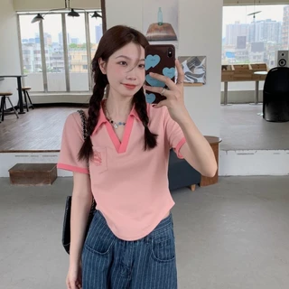 เสื้อยืดแขนสั้นสไตล์เกาหลี เสื้อโปโลผู้หญิง คอวี ทรงหลวม สีตัดกัน ไม่สมมาตร ผ้าใส่สบาย