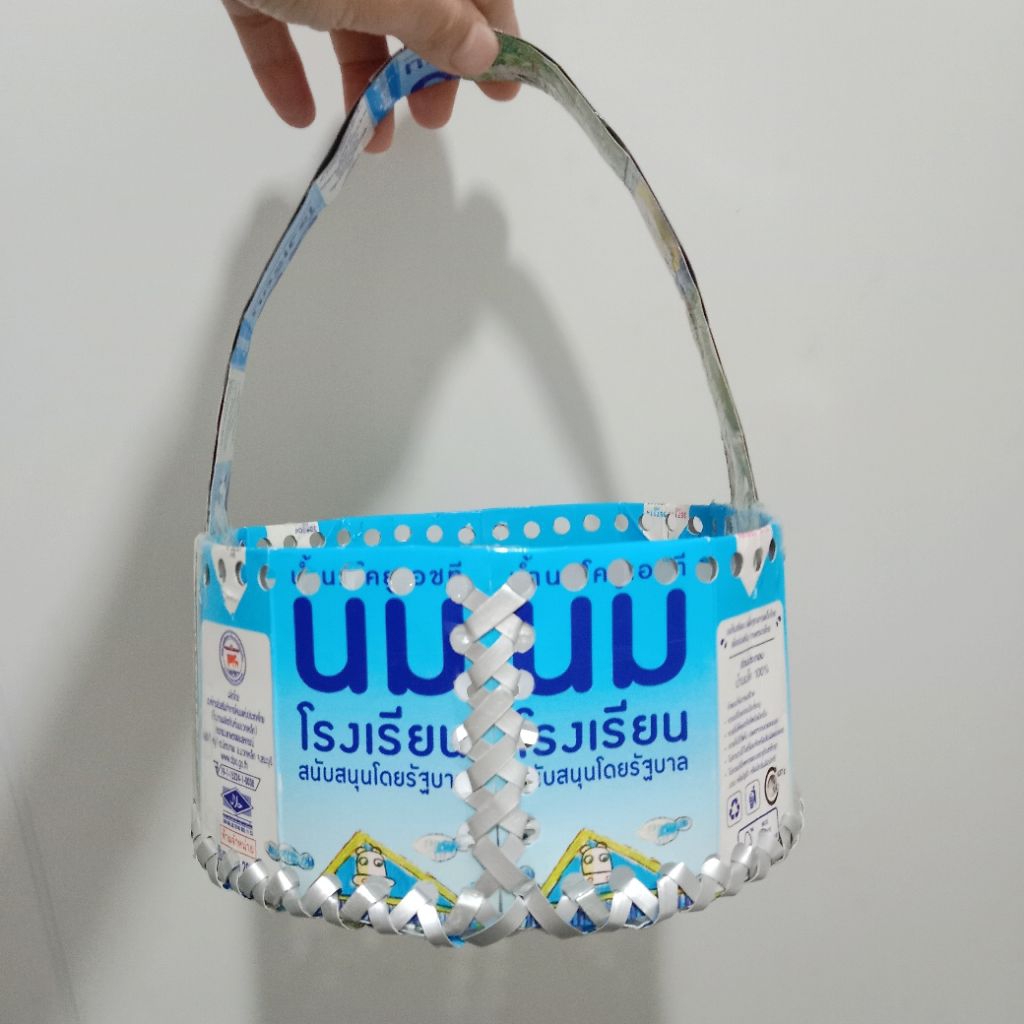 ตะกร้า ทำจากกล่องนม เป็นงานแฮนด์เมด - รูปที่ 3