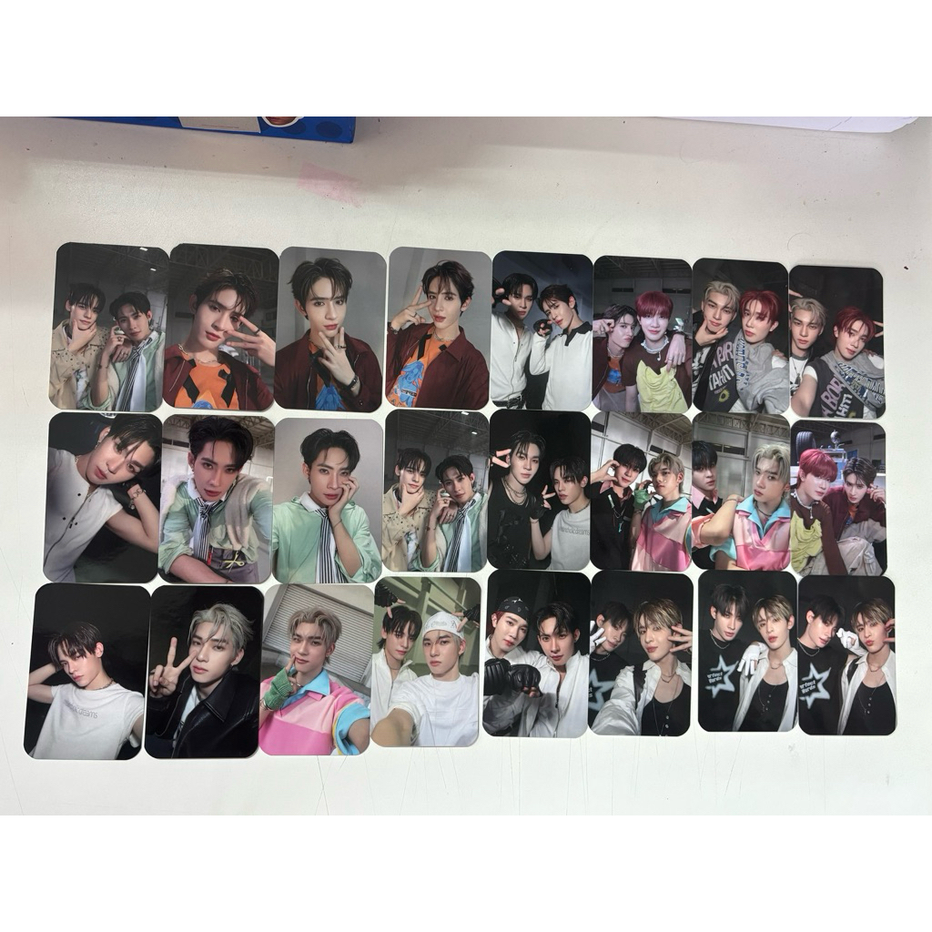 Random Card วงDexx เจมส์ศุ ติวเตอร์ ยิม อู่อู๋ ป๋อ ตี๋ตี๋  ของมีพร้อมส่งค่ะแต่ตั้งพรีไว้เผื่อติดเสาร