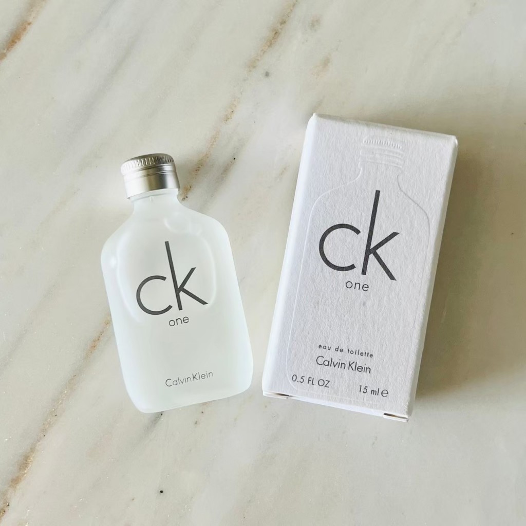 น้ำหอม ONE (Eau de Toilette)15 ml แบบแต้ม ขนาดพกพา