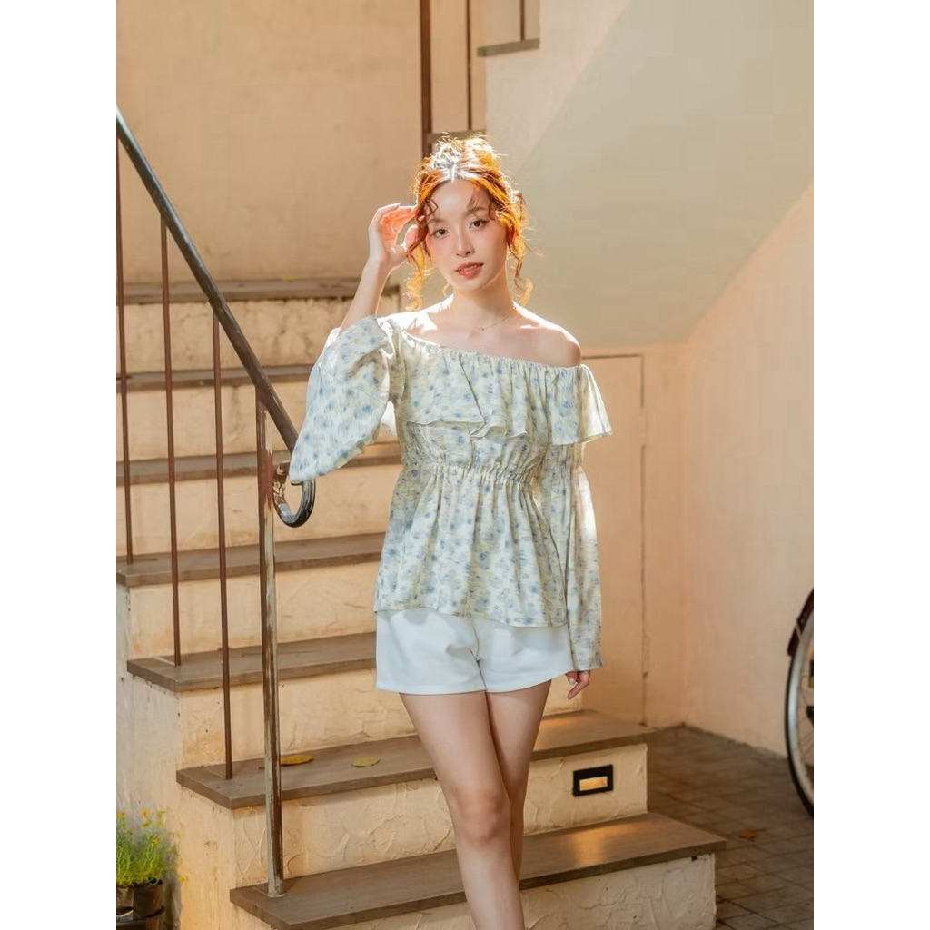 ส่งต่อ kokiji - NYLAROSE (เสื้อปาดไหล่ รูดเชือกช่วงเอว ผูกโบว์ด้านหลัง )