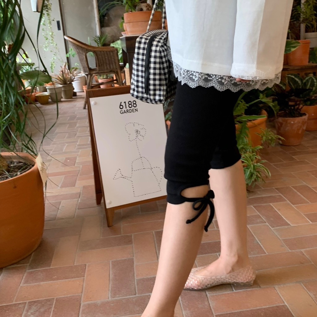 TIE CAPRI PANTS กางเกงคาพรีปลายผูกโบว์ (Littlebitbyjj)