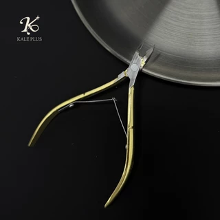 kaleplus ร้สนิมชุดกรรไกรตัดเล็บ ชุดกรรไกรตัดเล็บ ชุดตัดเล็บขบ4ชิ้น ตัดเรียบ