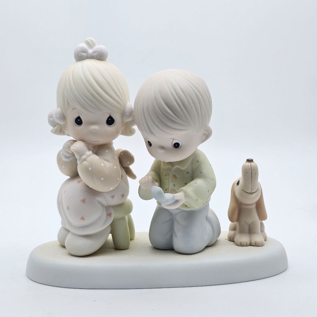 1987 Precious Moments Porcelain Figurine With This Ring I thee Wed 104019 Enesco