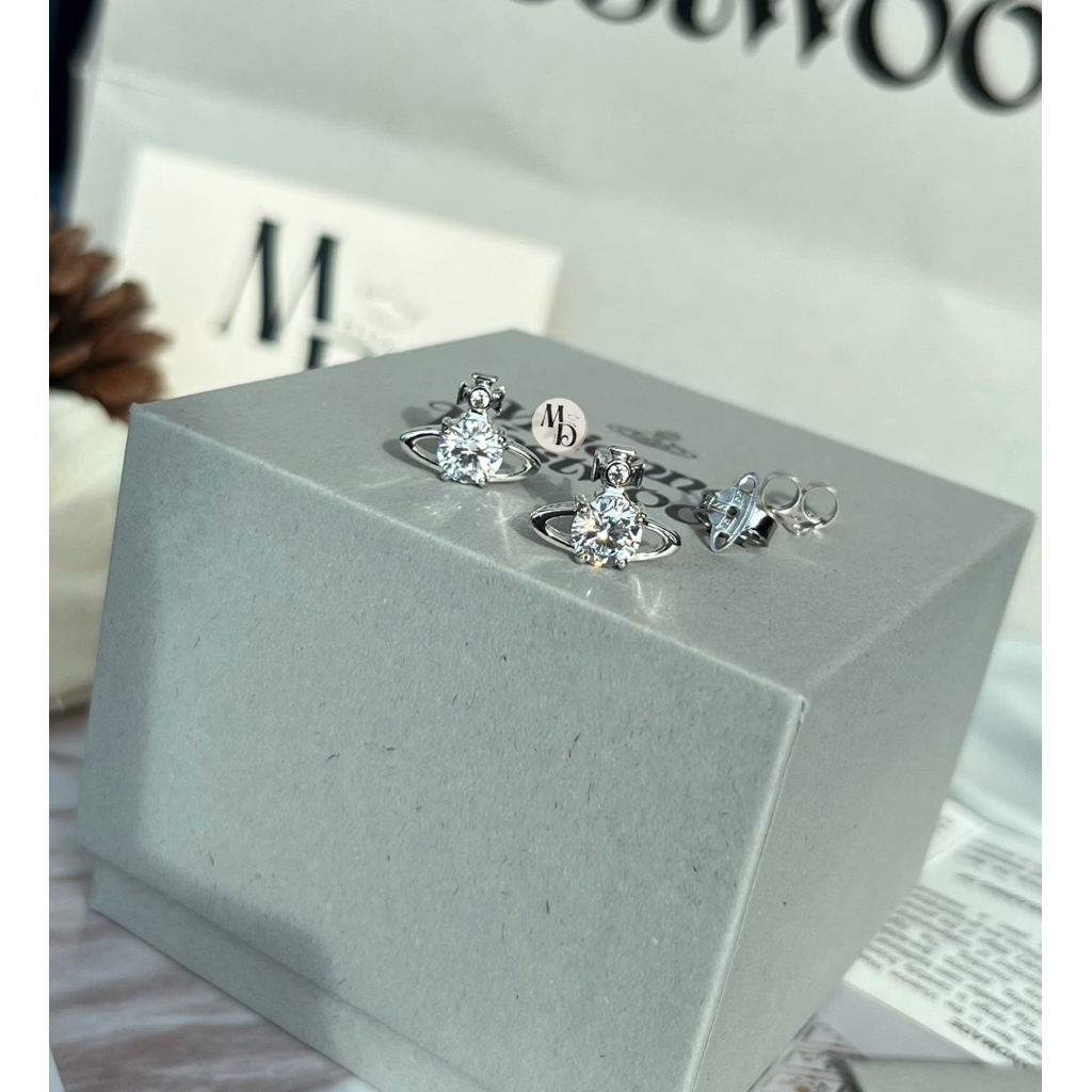 ต่างหู Vivienne Reina Earrings สีเงิน [ของแท้ พร้อมส่ง]