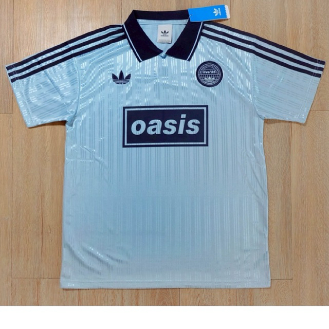 เสื้อ Adidas X Oasis สีฟ้า
