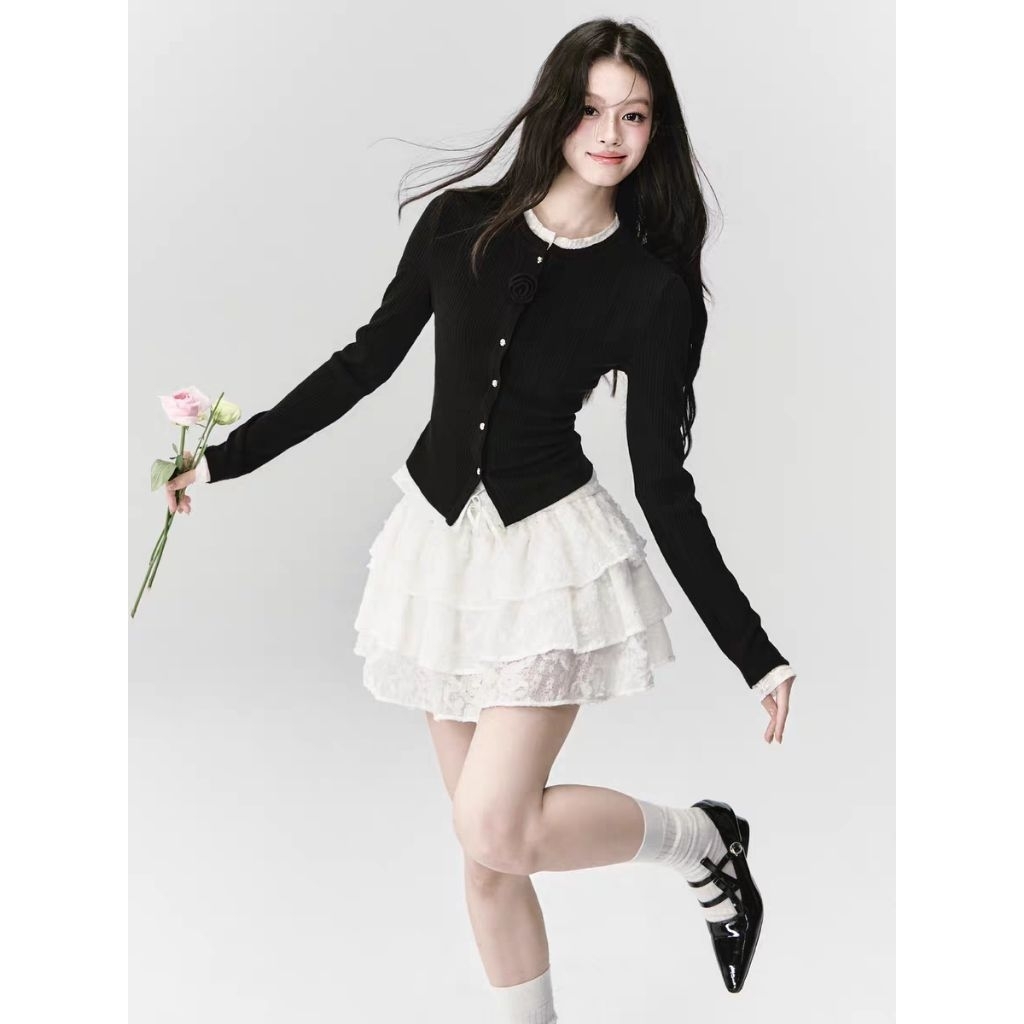 Fragile heart · Eaves Under the Steps Lace Cake Skirt