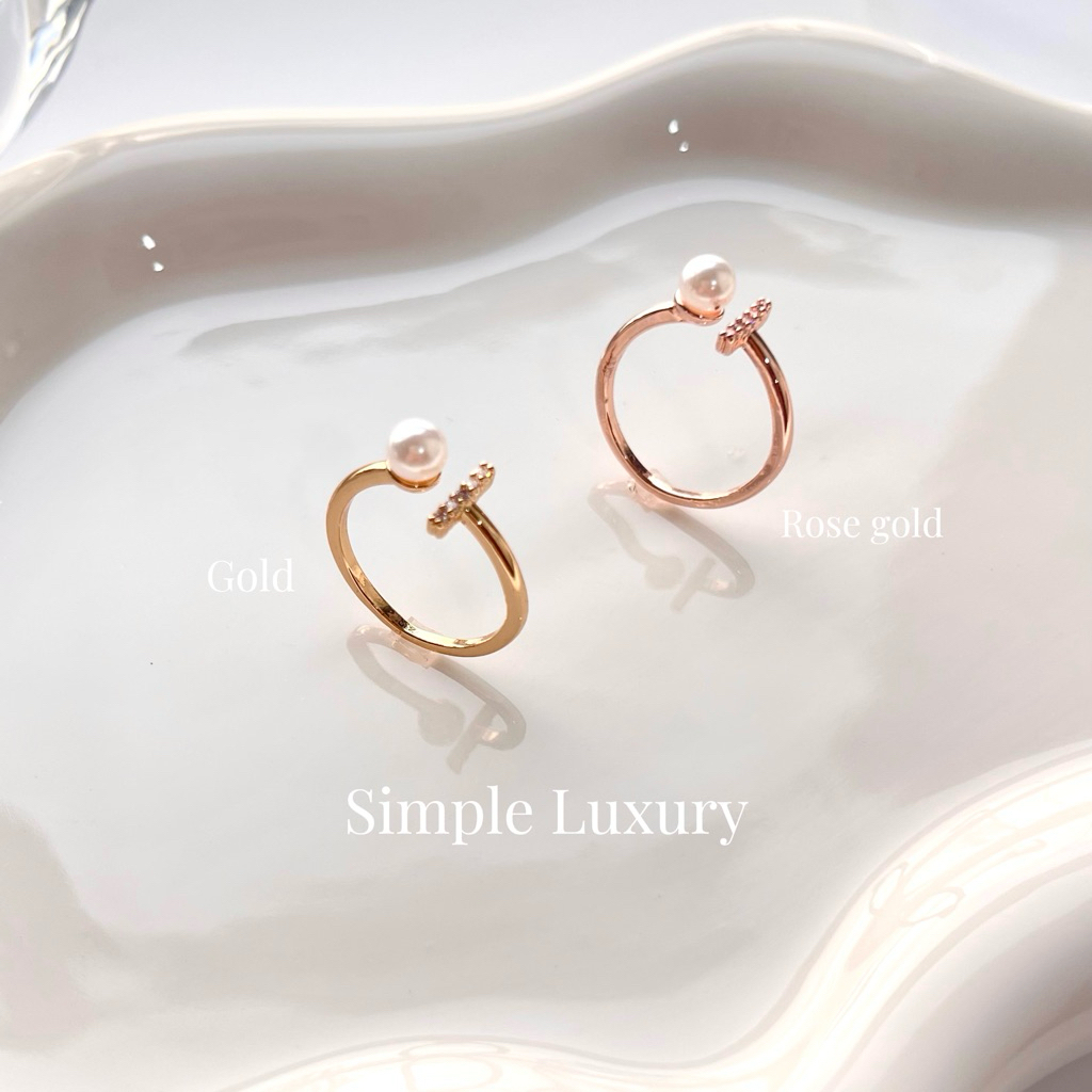 Btips Ring |  Simple Luxury แหวนมุกเพชรมินิมอลหรูหรา เรียบง่าย ใส่ได้ทุกไซส์