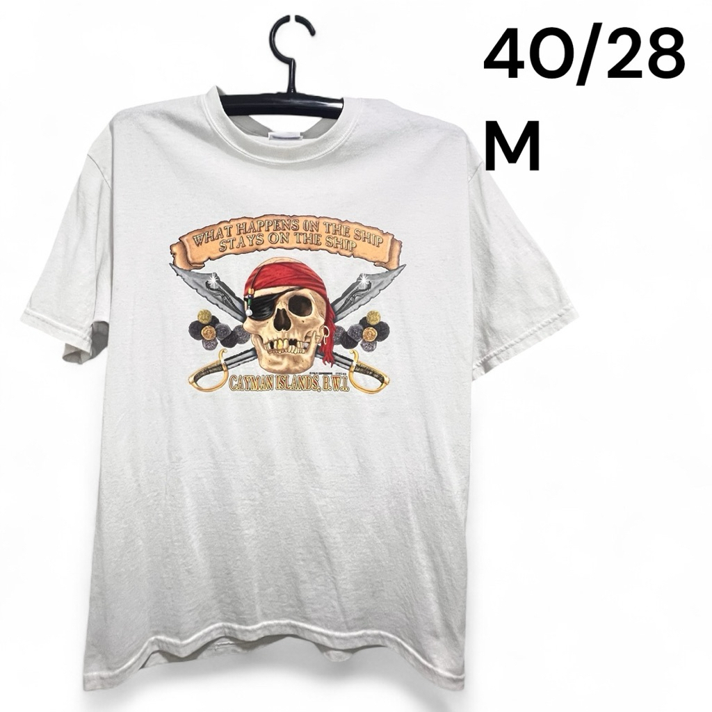 เสื้อยืดวินเทจโจรสลัด Cayman Islands ป้าย Hanes (Vintage Pirate T-Shirt Cayman Islands by Hanes)