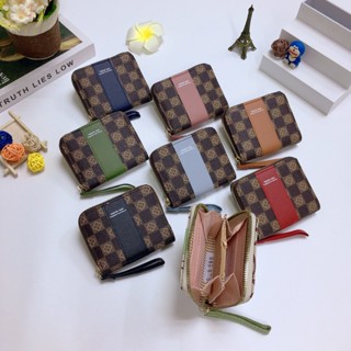 DD080#กระเป๋าสตางค์ใบสั้น 📌มีซิปใบสำหรับใส่เหรียญ 📌มีช่วงใส่…